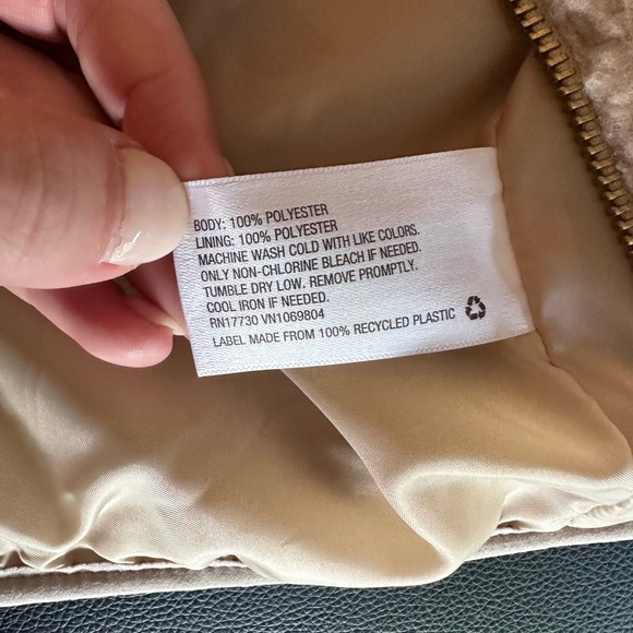 Faux Fur Vest - Picture 3 of 4